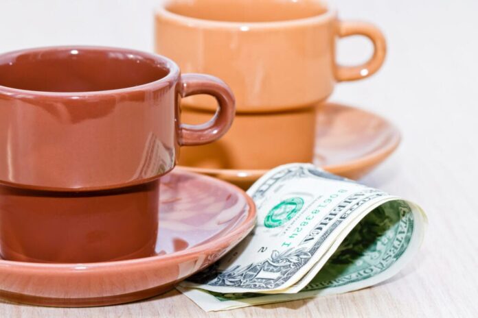 tipping in costa rica